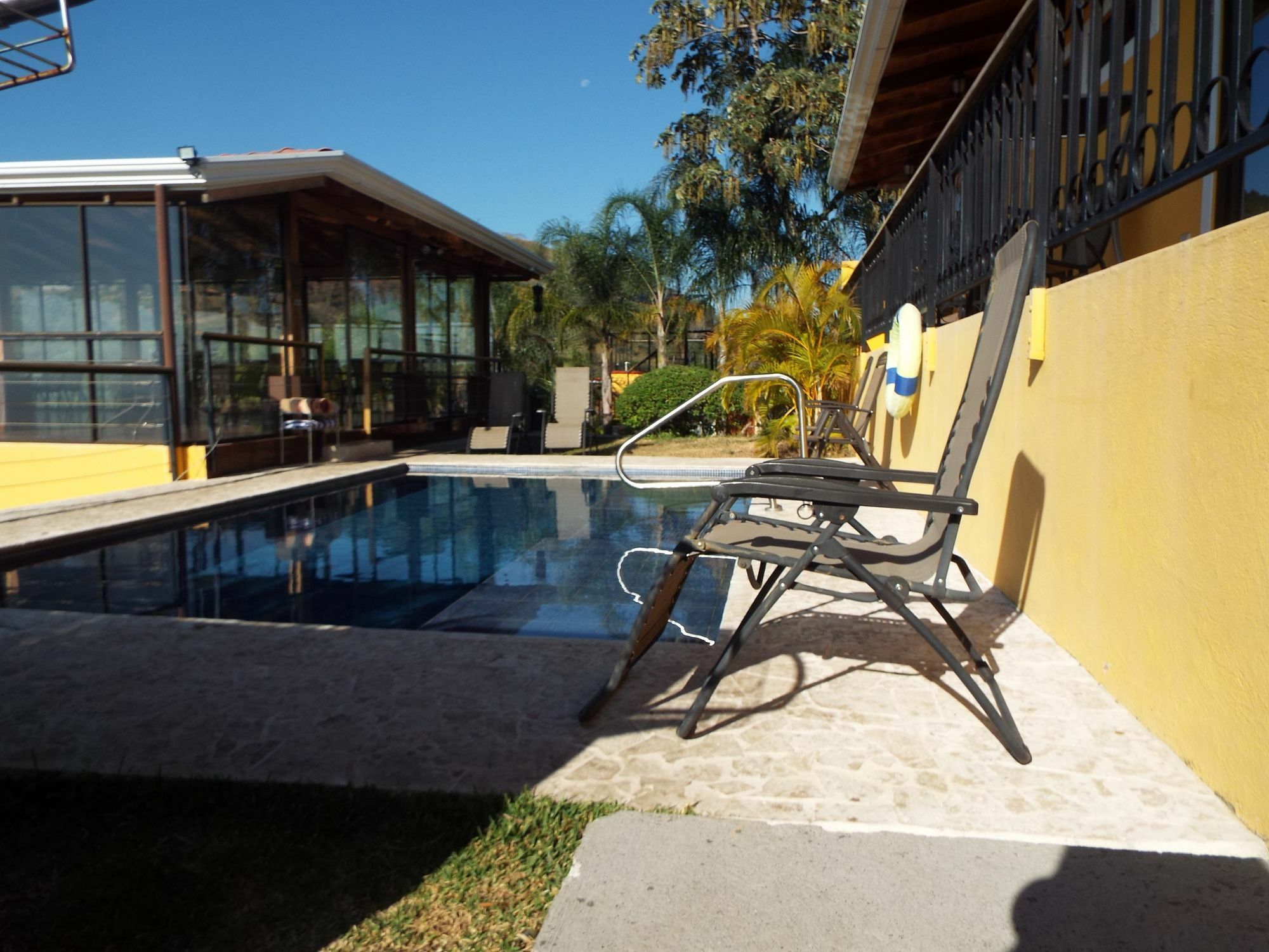 Barons Resort Atenas Luaran gambar