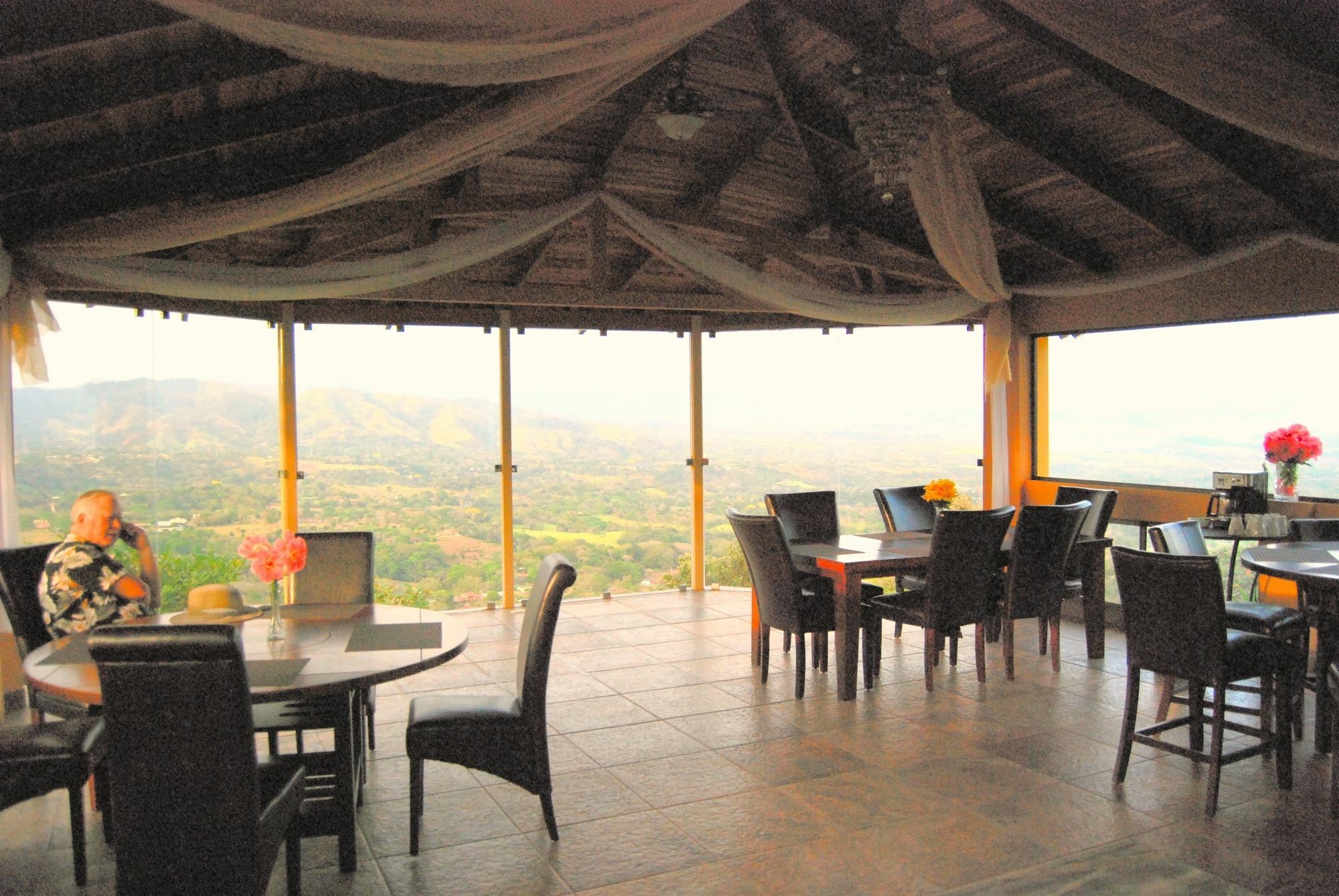 Barons Resort Atenas Luaran gambar